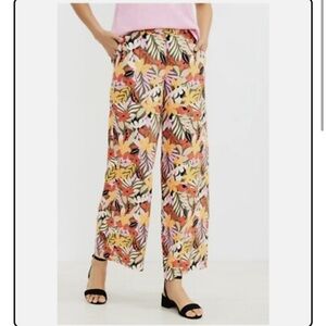 Loft Floral Print Wide-Leg Pants in SP